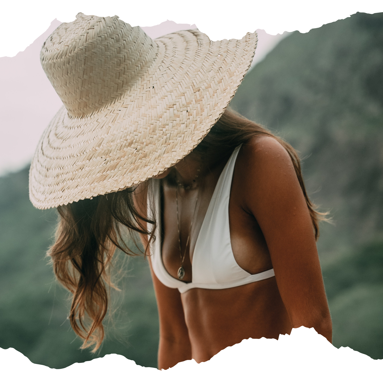 Join the waitlist for Little Battersea limited editions — Scenic coastal landscape with turquoise waters, symbolizing the Arrábida inspired limited editions from Little Battersea and encouraging waitlist sign-ups